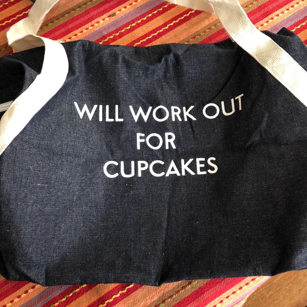 “Will workout for cupcakes” gym bag